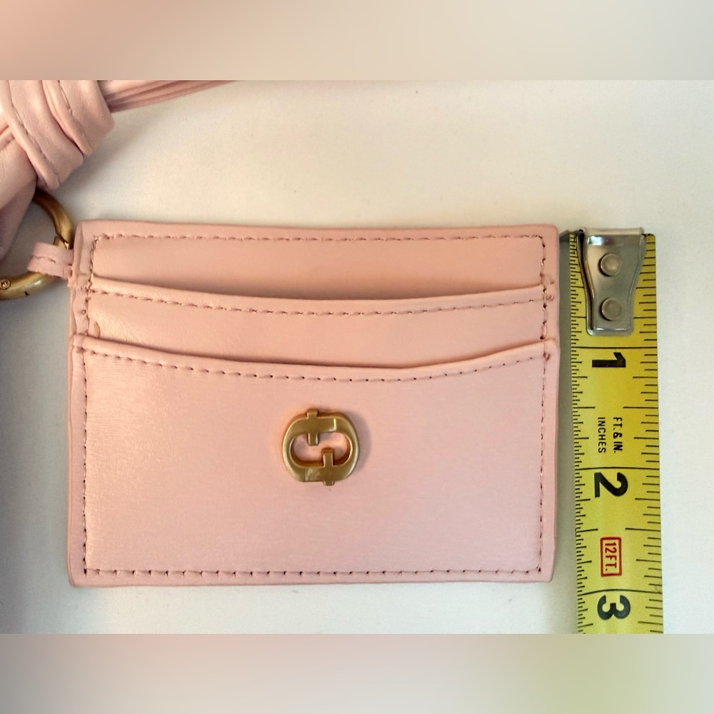 ๐ Stylish Pink Wristlet Wallet Set โ 2 Pieces! ๐ - Picture 14 of 16